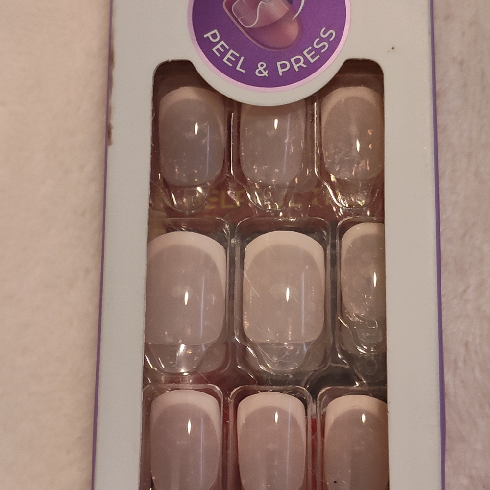 imPRESS Press-On Manicure Set - Picture 5 of 9
